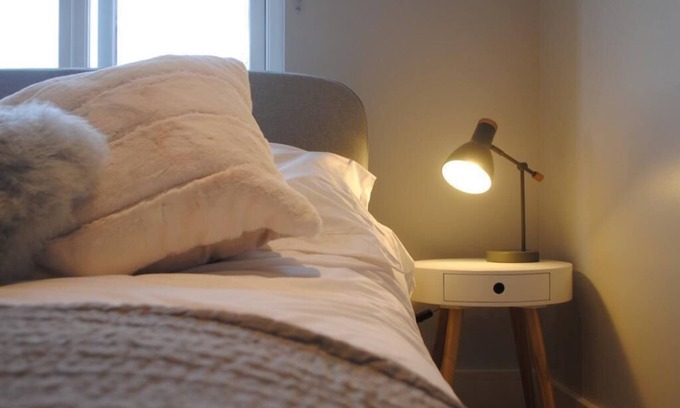 East Finchley Apartment | Literally seconds from the centre of East Finchley