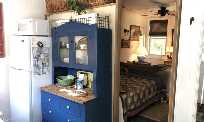 Bass Harbor Cottage | Little Brook Cottage Mount Desert Island “Pet Friendly”