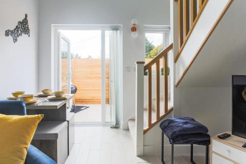 Playing Place House | Little Cedars House
