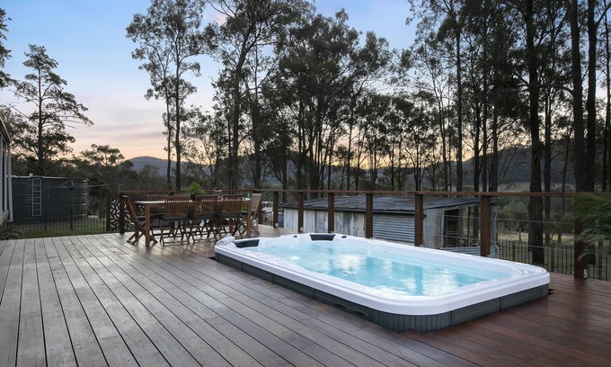 Broke House | Little Corner Farm - A getaway from it all in Broke