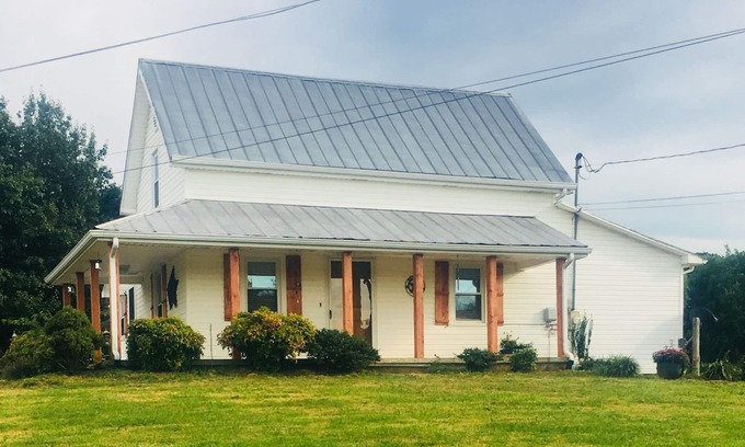 Greeneville Other | Little Davis Farmhouse