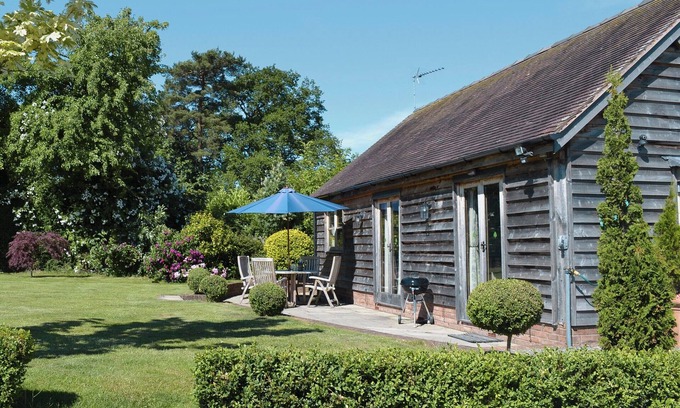 Little Hereford Cottage | Little Gable has been lovingly restored to meet all your holiday needs.