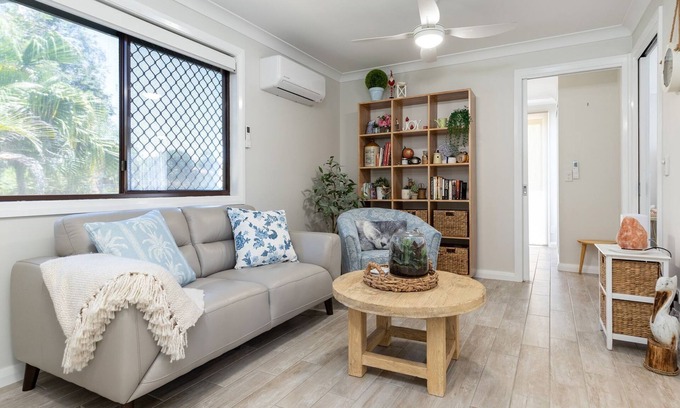 Forster Villa | Little Goldens at Fay's