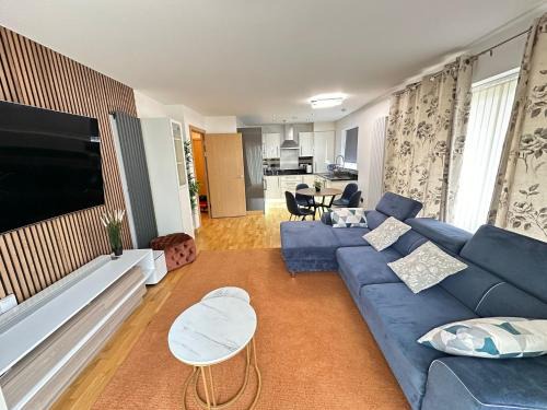 Dartford Apartment | little hideout, Luxury Apartment