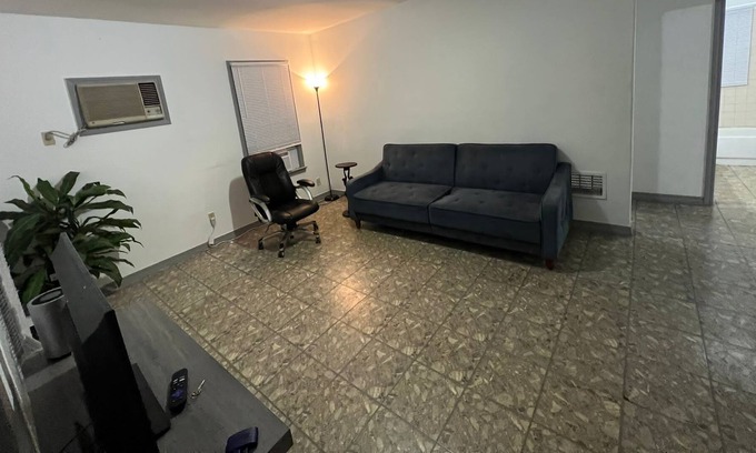 Northwest Los Angeles Heights House | Little house 6 mins from Downtown San Antonio