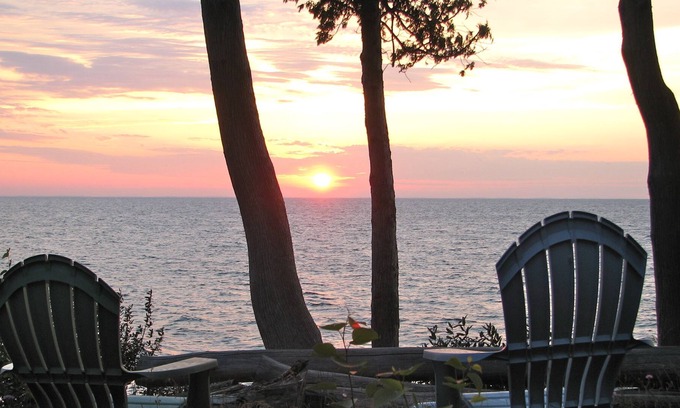 Gills Rock Cottage | Little House on the Bay---Door County Retro Style Spectacular water views