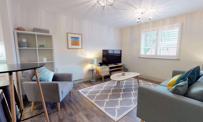 Wantage Apartment | Little Lane Holiday Let 2 Beds & Sleeps 4 ⭐️⭐️⭐️⭐️