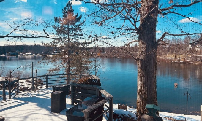 Newbury Cabin | Little Loch