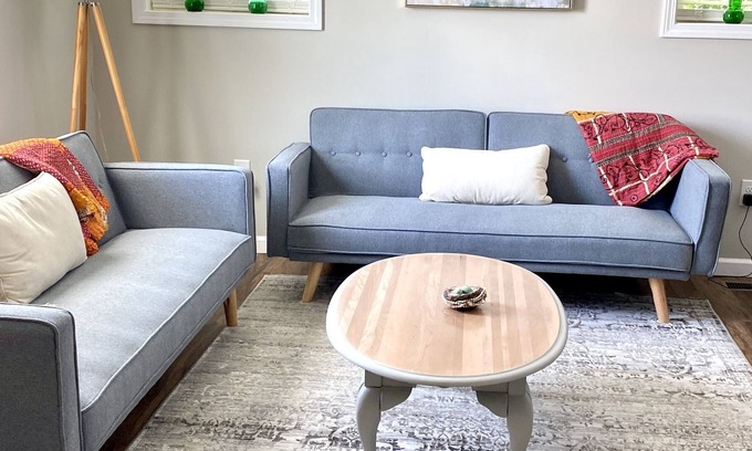 Greeneville House | Little Pet Friendly House