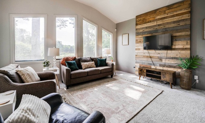 Ferndale House | Little Rock Home < 2 Mi to Pinnacle Mountain!