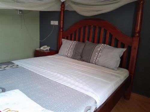 Kampala Hotel | Little Rock Hotel and Gardens