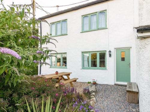 Mathry House | Little Roost