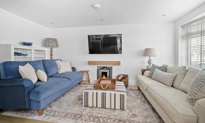 Rhosneigr House | Little Sandy House, Rhosneigr