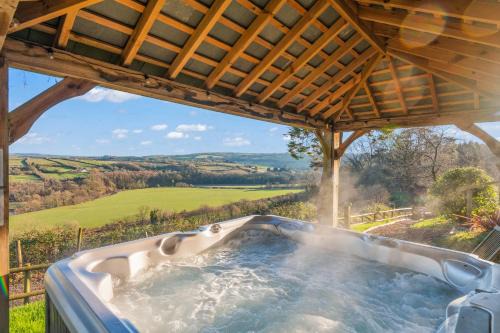 Umberleigh House | Little Silver Nugget