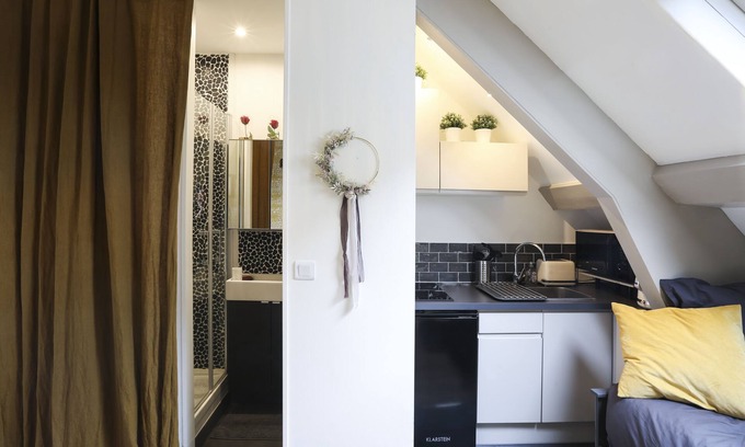Centre Apartment | Little Sweet Home Rennes historic center studette 15 m²