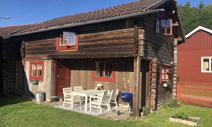 Mora Cabin | Live idyllic surroundings in the countryside