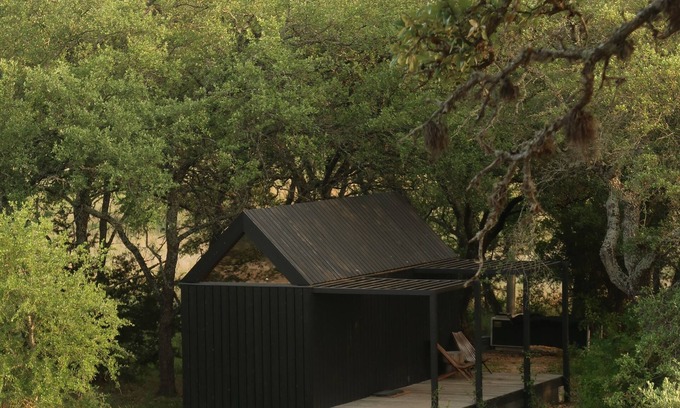 Round Mountain Cabin | Live Oak Cabin at NowHere