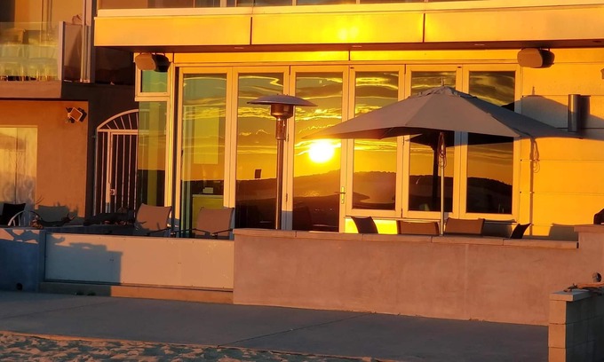 Playa Del Rey House | Live On the Sand In LA! Just Walk Out The Doors!