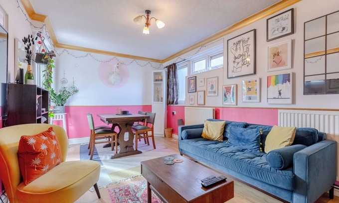 Mildmay Apartment | Lively 1BD Flat | Close to Dalston