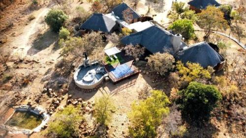 Bela-Bela House | Livingstone Bush Lodge, Mabalingwe
