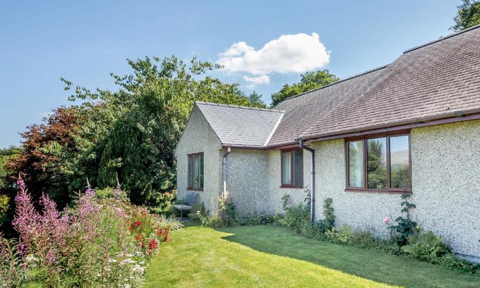 Dolgellau House | Llety Nest