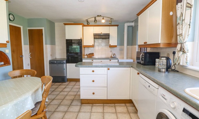 Edern Cottage | Llwyn Celyn