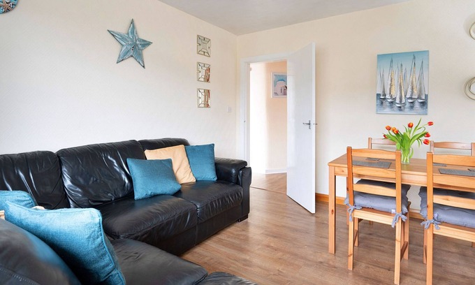 Kinmel Bay House | Llys Llewellyn by Interhome