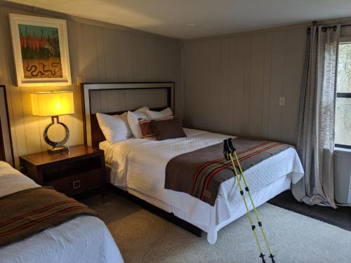Eureka Springs House | Loblolly Pines Adventure Cabin 1 Q/Q