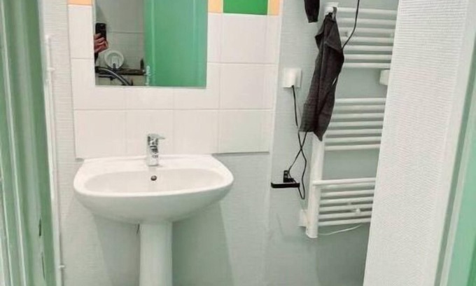 Pierrefitte-sur-Seine Apartment | Located Porte la chapelle : appartment for 4 people by Côté habitat