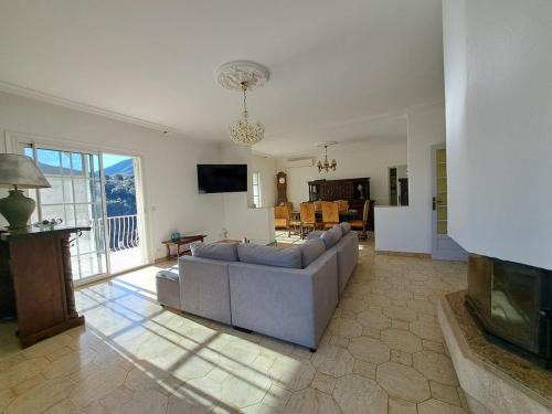Santa-Maria-di-Lota Apartment | Location haut de villa privatif - vue mer