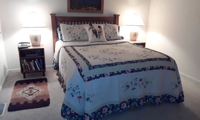 Truckee Condo | Location Location Location & Great Value @ Tahoe Donner!