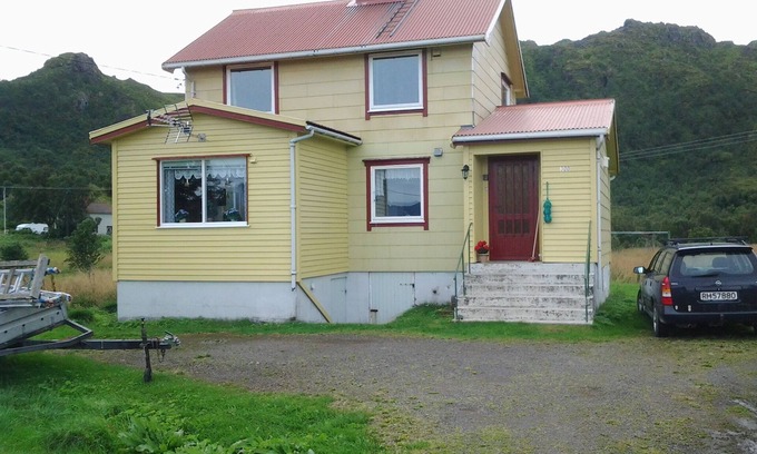 Vestvagøy House | Location on Vestvågøy in the middle of Lofoten