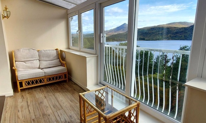 Kinloch Rannoch Villa | Loch Rannoch Highland Club, Red Squirrel Lodge 6