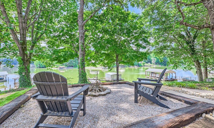 Sherrills Ford House | Locke Haven