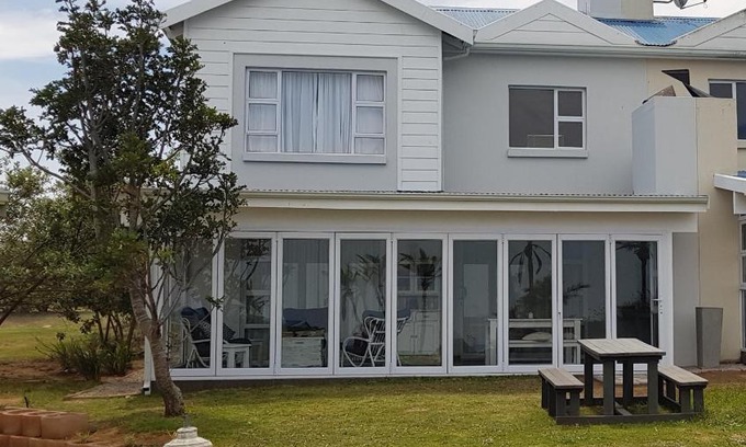 Pinnacle Point Villa | Lodge 90 - Pinnacle Point Estate