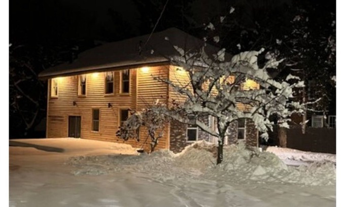 Hillcrest Other | Lodge Imman