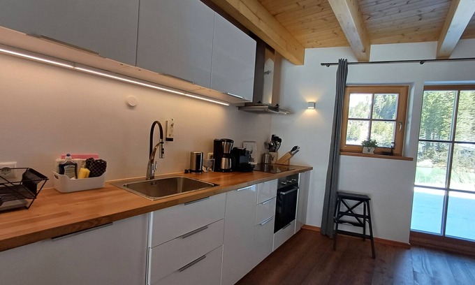 Enzingerboden Ski Chalet | Lodge Seeblick 161 in the Tauern village of Enzingerboden