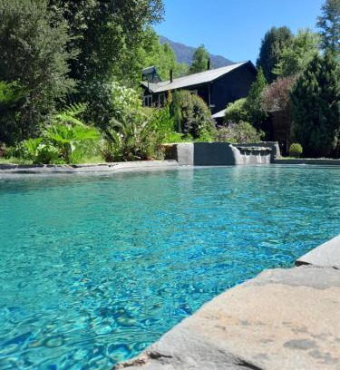 Pucon House | Lodge Tenis Pucon cl