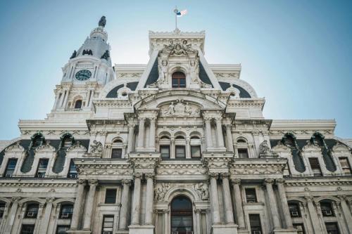 West Philadelphia Apartment | Lodgyy Cozy Apartments Near Downtown