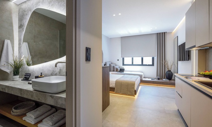 Thessaloniki City Centre Apartment | Loena Luxury Suites