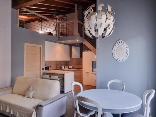 Pian Camuno Apartment | Loft Civico 12