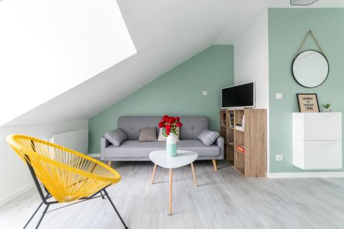 Brive-la-Gaillarde Apartment | @ LOFT COCOONING @ Proche gare & centre historique