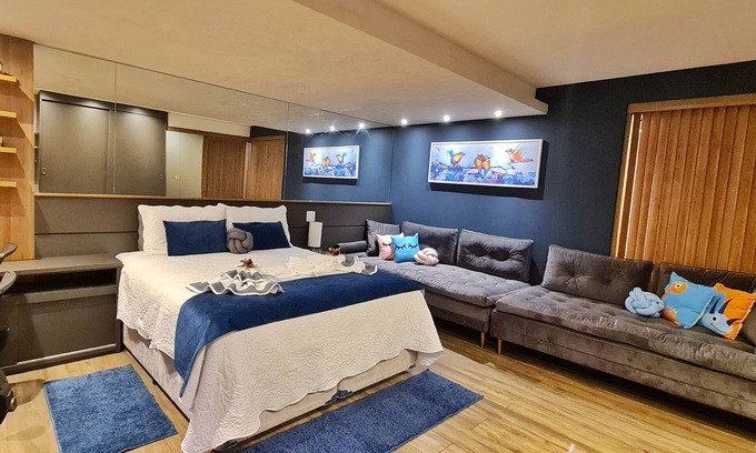 Vila Iara Apartment | Loft Lindo com Ar Condic, WIFI, Perto de Capivari