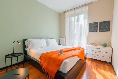 Magenta Apartment | Loft Sterlizia, by R Collection Apartment