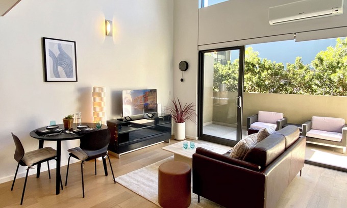Waterloo Apartment | Loft Style 1 Bedroom Apartment