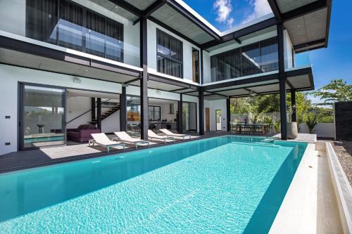 Ban Saiyuan Villa | Loft-Style Hyper Modern 4Br Villa Sunset garden 6 with 12x5m Salt Pool