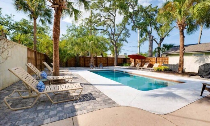 Southbank Apartment | Loft with a Pool! 3BR - Perfect for families