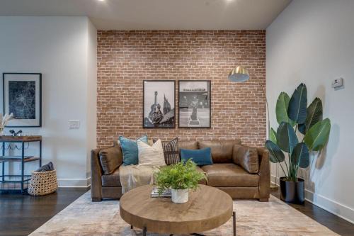 West End Hotel | Lofts at 30th - 2 Top Floor Units