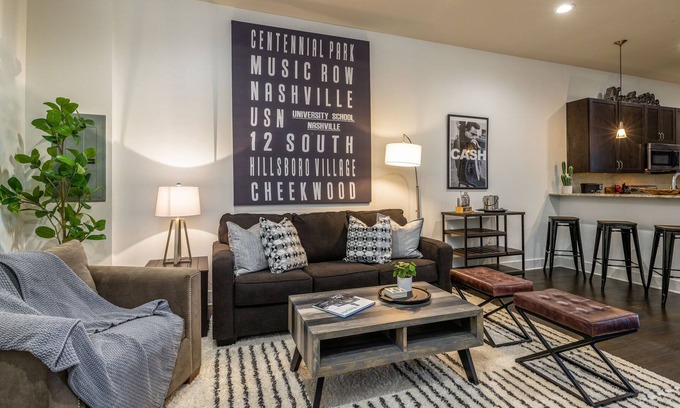 Midtown House | LOFTS AT 30TH - CONTEMPORARY MUSE