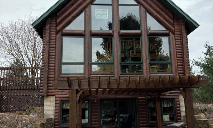 Danbury Cabin | Log Cabin 4-bedroom on water with dock, sand beach with AC, WiFi in Webster